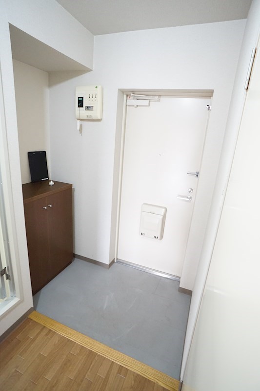 パリス富塚 玄関