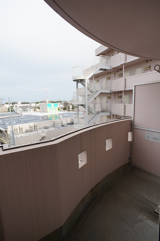 ヒューゲル城北 ベランダ