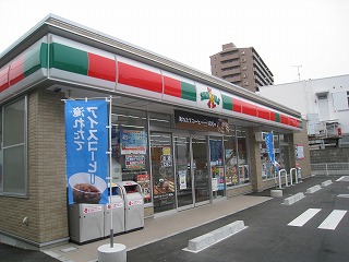 コンビ二：サンクス　100m