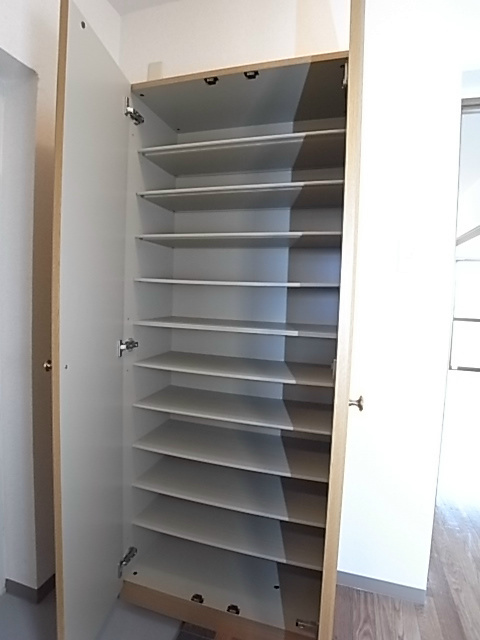 その他：大型靴箱